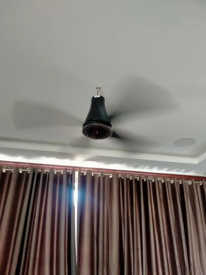 Khách hàng review Quạt trần Mitsubishi Electric 4 cánh C56-RA4 CY-GY 64W 3
