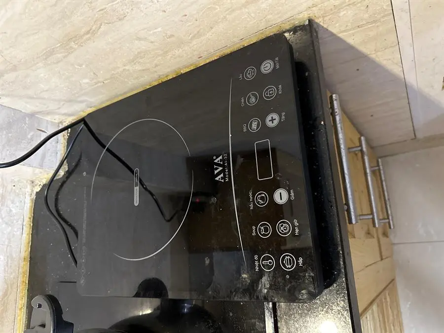 Khách hàng review Bếp từ AVA AI-32 7