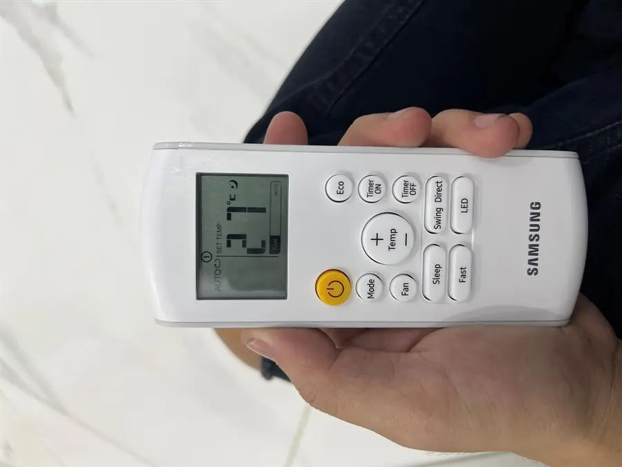 Khách hàng review Máy lạnh Samsung Inverter 1 HP AR09TYHQASINSV 33
