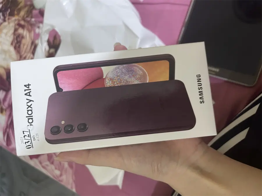 Khách hàng review Điện thoại Samsung Galaxy A14 4GB 8