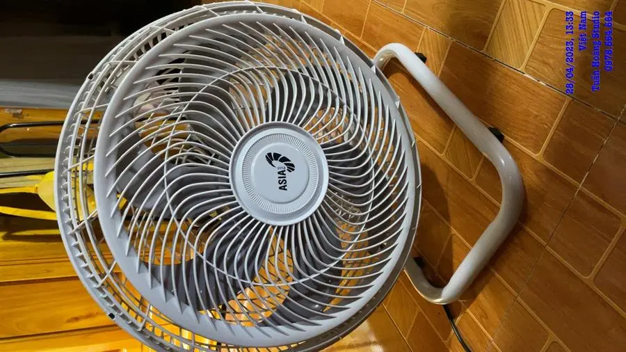Khách hàng review Quạt sàn Asia 6 cánh VY636790 80W 14