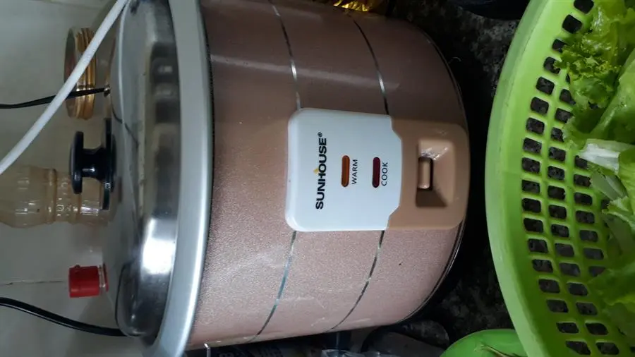Khách hàng review Nồi cơm nắp rời Sunhouse 2.2 lít SHD8135 1