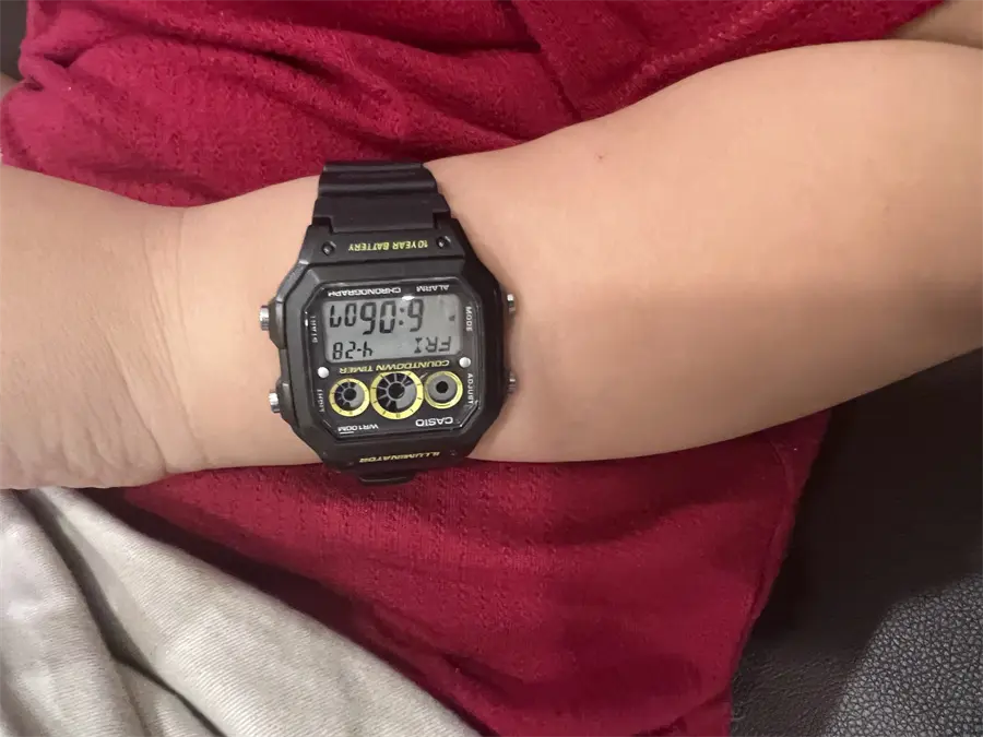 Khách hàng review Đồng hồ CASIO 39.7 mm Nam AE-1300WH-1AVDF 7