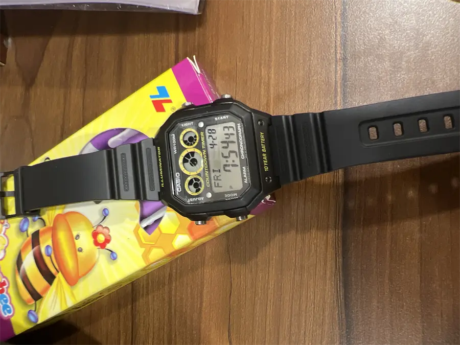 Khách hàng review Đồng hồ CASIO 39.7 mm Nam AE-1300WH-1AVDF 9