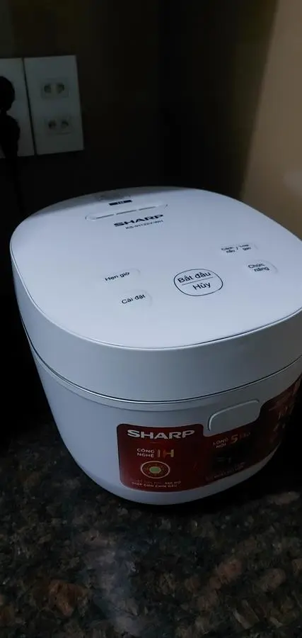 Khách hàng review Nồi cơm cao tần Sharp 1.2 lít KS-IH122V-WH 3