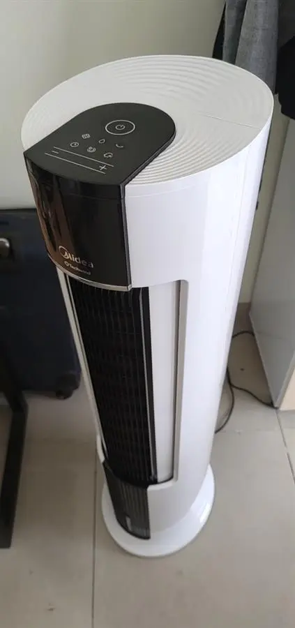 Khách hàng review Quạt điều hòa Midea AC120-18AR 45W 6