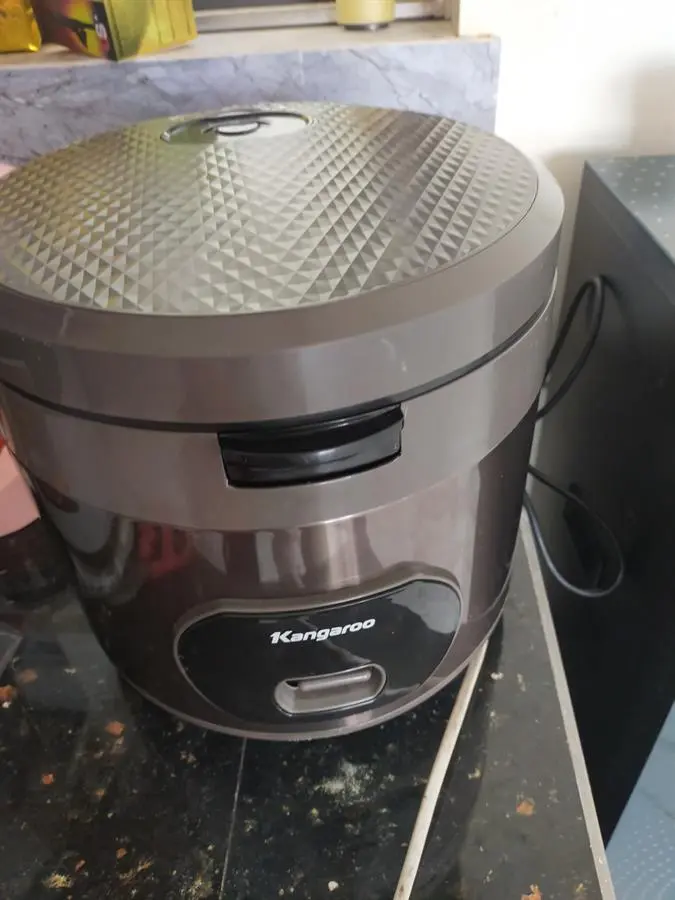 Khách hàng review Nồi cơm nắp gài Kangaroo 1.8 lít KG18R2 1