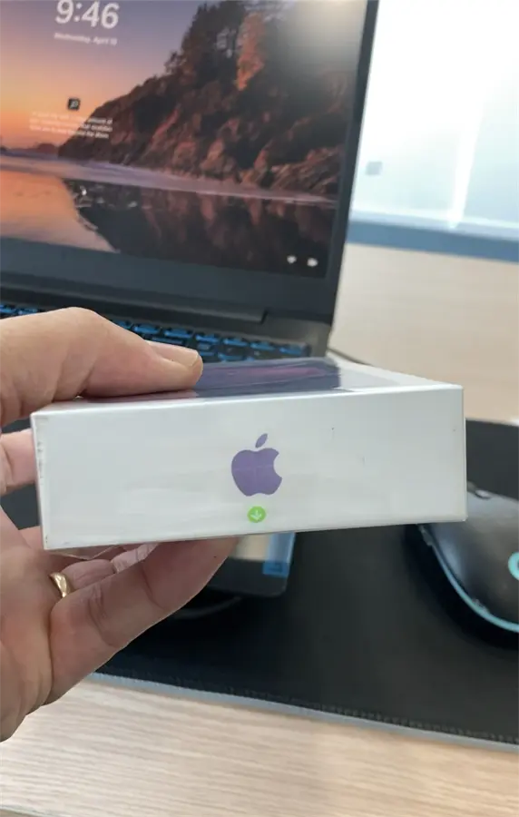 Khách hàng review Điện thoại iPhone 12 64GB 3