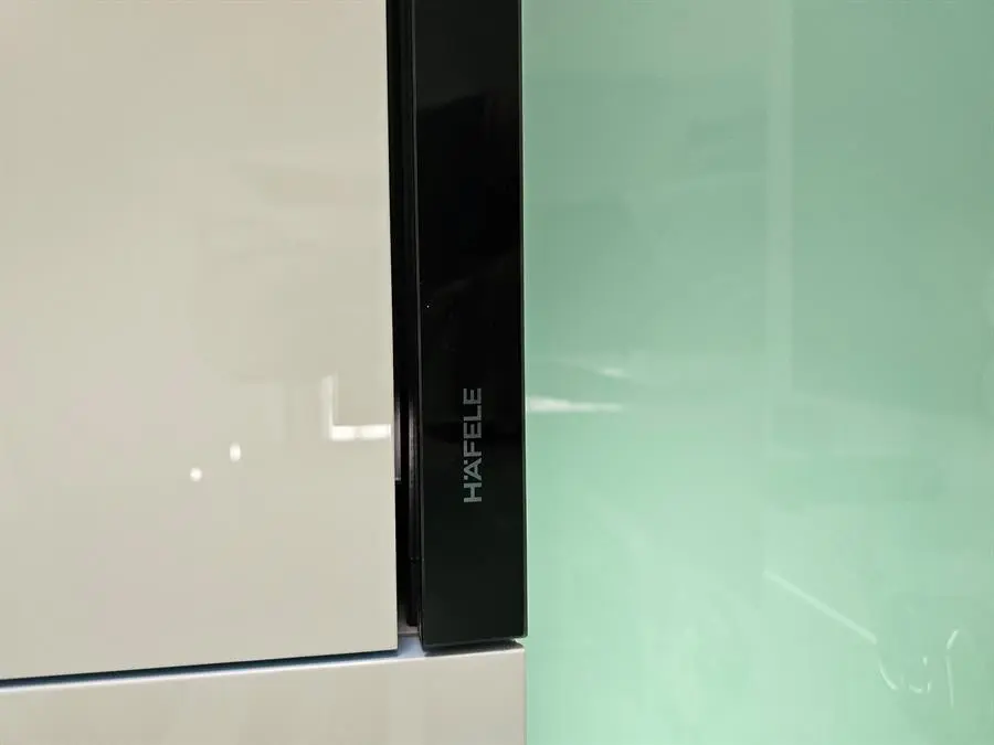 Khách hàng review Máy hút mùi âm tủ Hafele HH-SG70A (533.89.021) 2