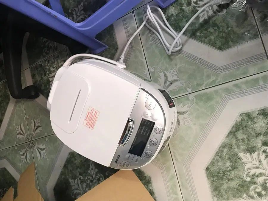 Khách hàng review Nồi cơm điện tử Toshiba 1 lít RC-10DH2PV(W) 8