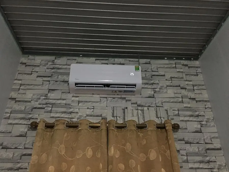 Khách hàng review Máy lạnh Midea Inverter 1 HP MSAG-10CRDN8 12