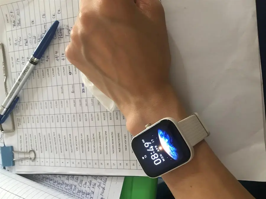 Khách hàng review Đồng hồ thông minh Amazfit Bip 3 Pro 44.12mm 3