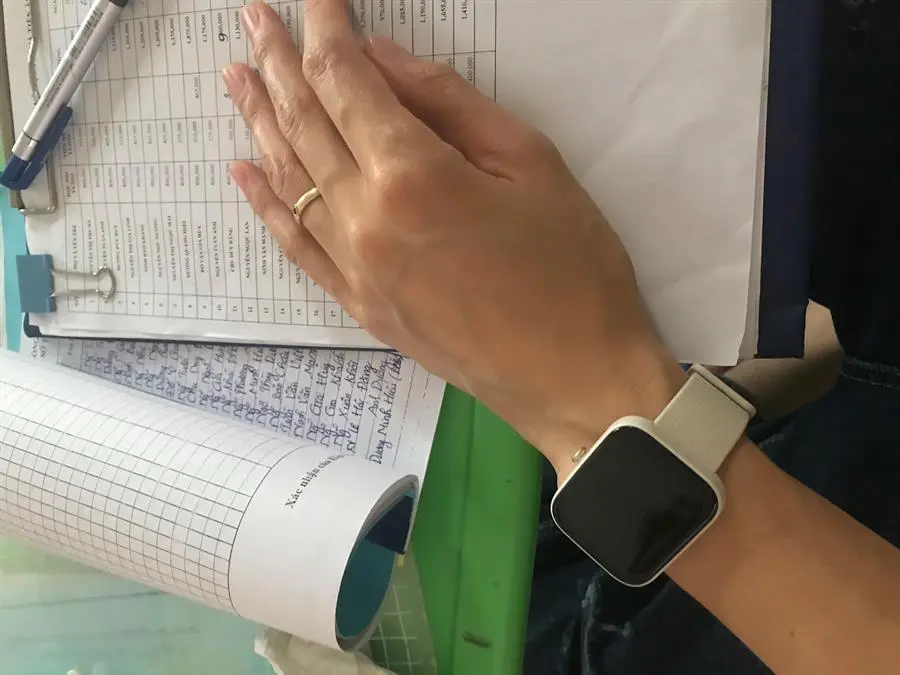 Khách hàng review Đồng hồ thông minh Amazfit Bip 3 Pro 44.12mm 4