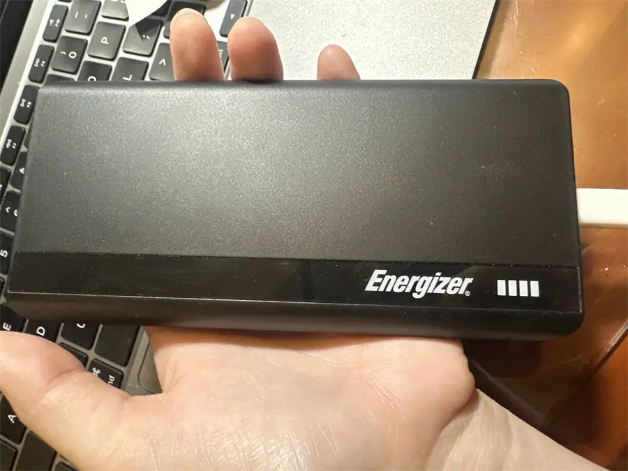 Khách hàng review Pin sạc dự phòng Polymer 10.000 mAh Type C Energizer UE10054BK 1