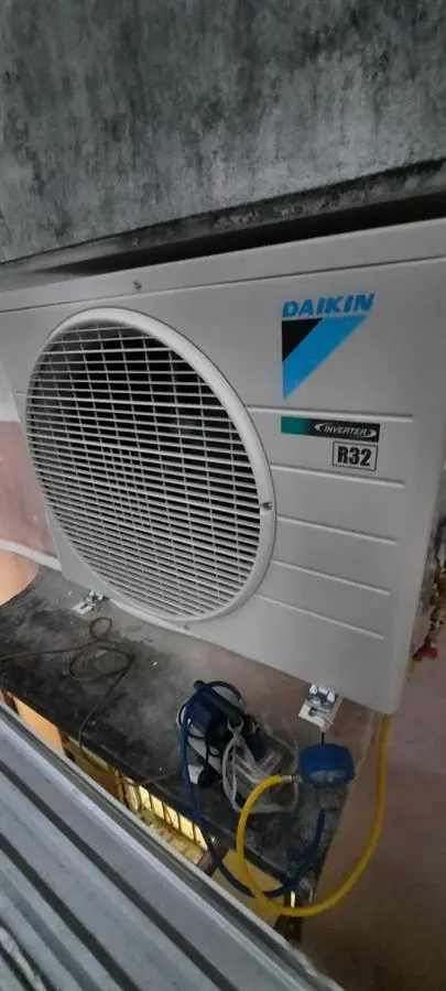 Khách hàng review Máy lạnh 2 chiều Daikin Inverter 1 HP FTHF25VAVMV 11