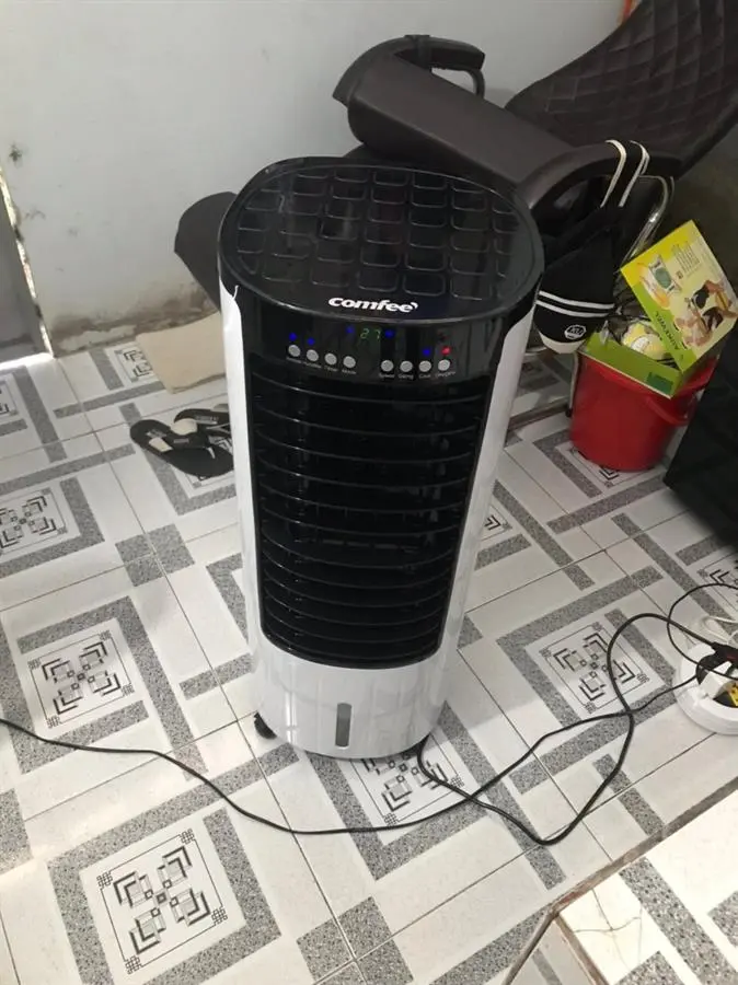 Khách hàng review Quạt điều hòa Comfee CF-AC12AR 100W 11