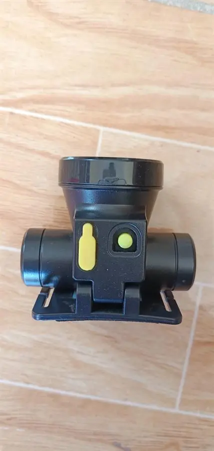 Khách hàng review Đèn pin sạc đội đầu Comet CRT1614 2
