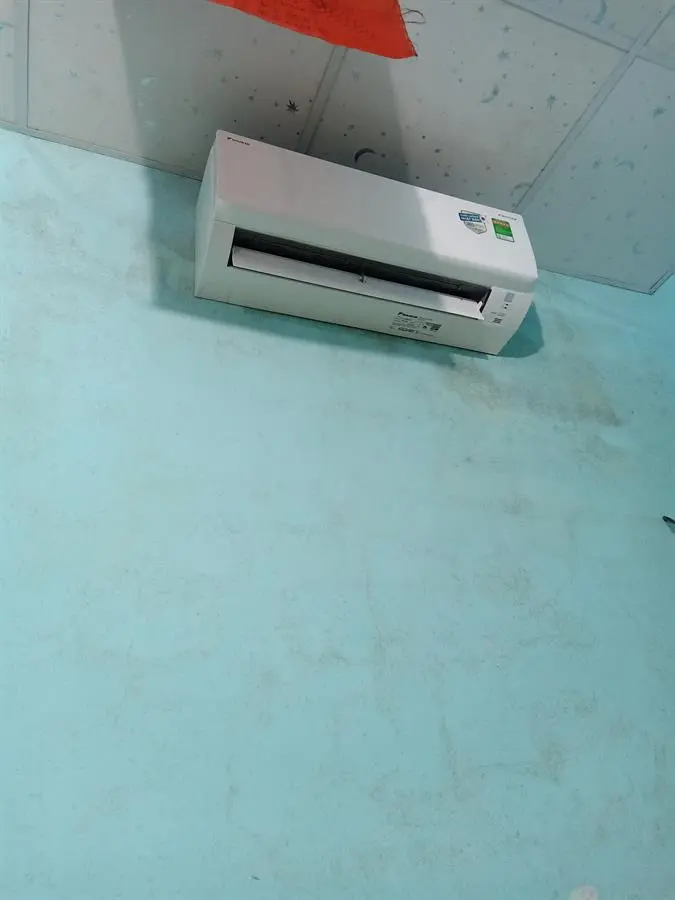 Khách hàng review Điều hòa Daikin Inverter 8500 BTU FTKA25VMVMV 1