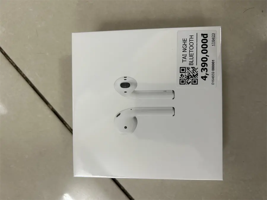 Khách hàng review Tai nghe Bluetooth AirPods 2 Lightning Charge Apple MV7N2 11
