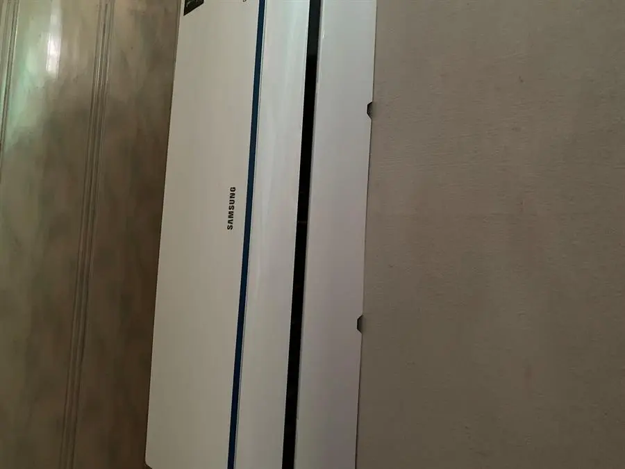 Khách hàng review Máy lạnh Samsung Inverter 1 HP AR09TYHQASINSV 29