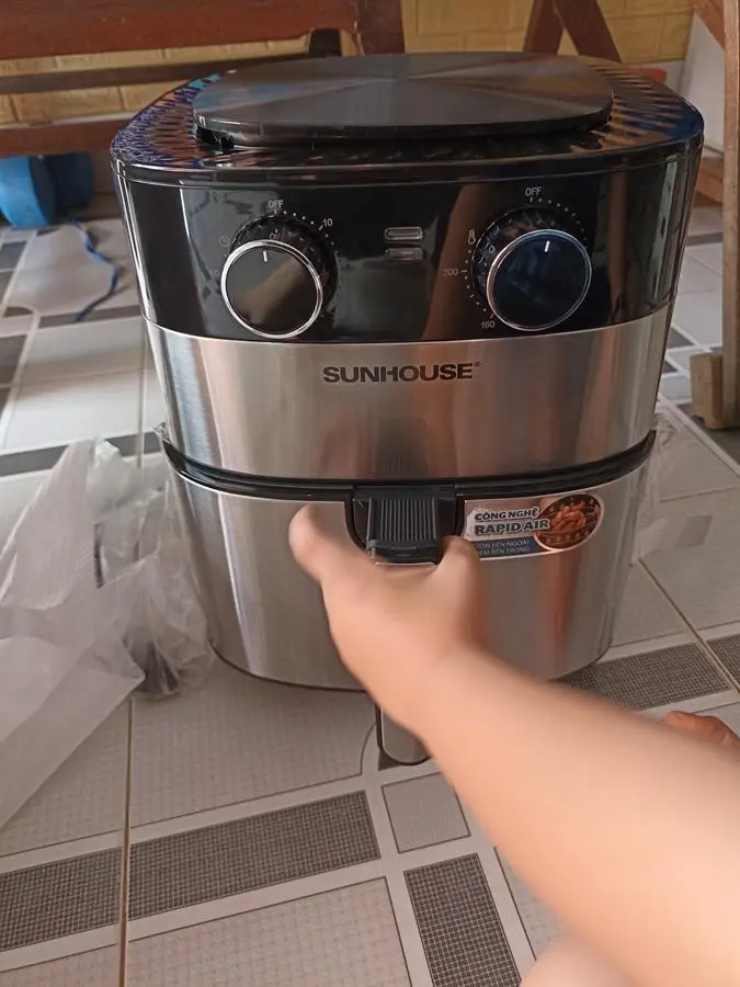 Khách hàng review Nồi chiên không dầu Sunhouse 6 lít SHD4026 16