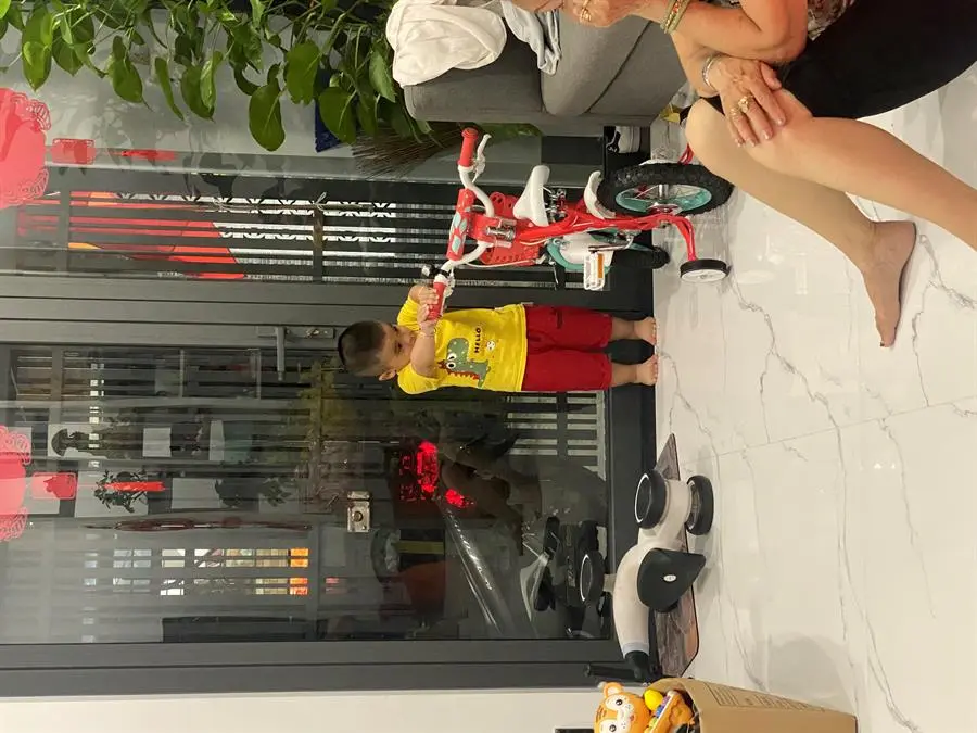 Khách hàng review Xe Đạp Trẻ Em AVACycle Fire Phoenix JY904-12 12 inch 2