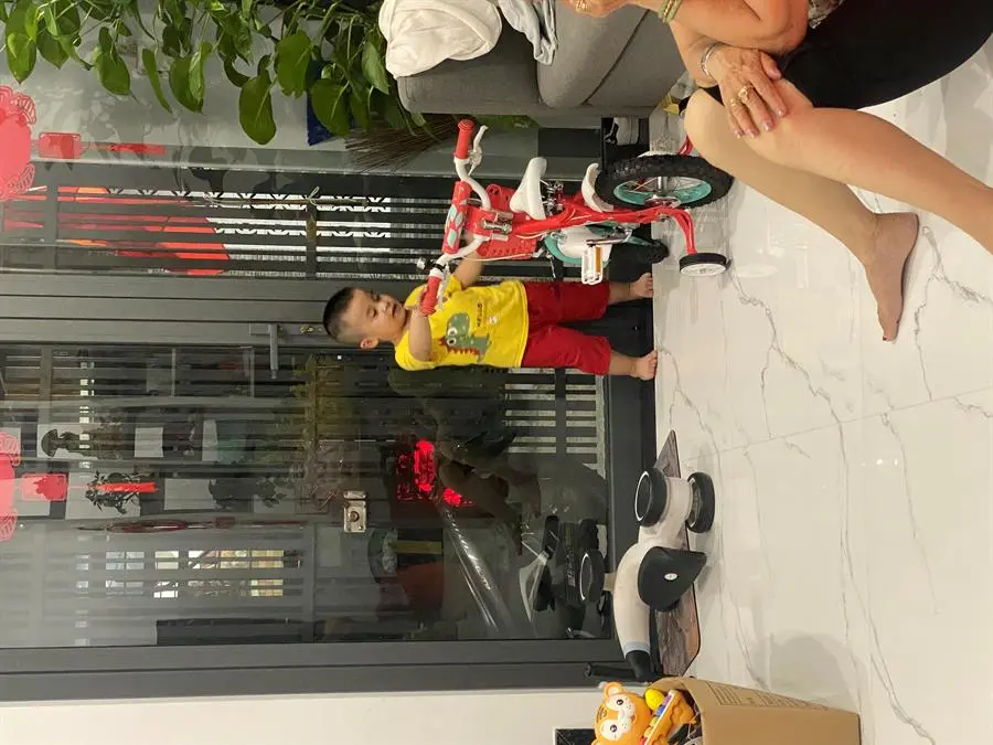 Khách hàng review Xe Đạp Trẻ Em AVACycle Fire Phoenix JY904-12 12 inch 1