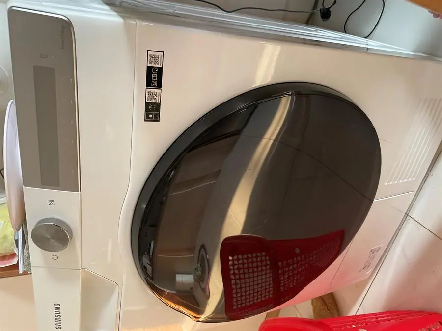 Khách hàng review Máy sấy bơm nhiệt Samsung 9 kg DV90T7240BH/SV 1