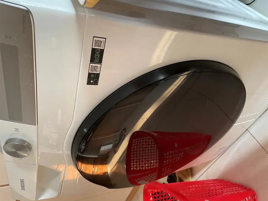 Khách hàng review Máy sấy bơm nhiệt Samsung 9 kg DV90T7240BH/SV 2