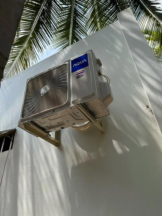 Khách hàng review Máy lạnh Aqua Inverter 1.5 HP AQA-RV13QA 6