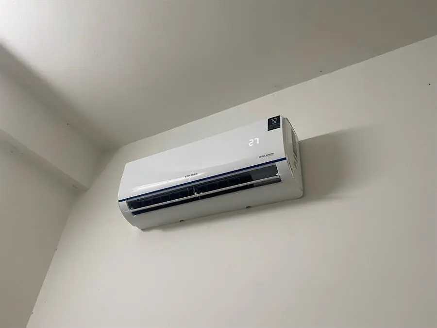 Khách hàng review Máy lạnh Samsung Inverter 1 HP AR09TYHQASINSV 27