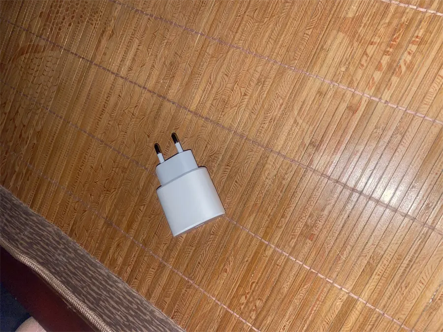 Khách hàng review Sạc nhanh Type-C PD 20W Apple 30