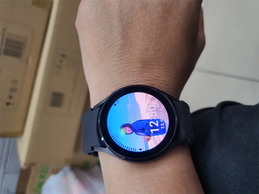 Khách hàng review Đồng hồ thông minh Samsung Galaxy Watch4 40mm 7