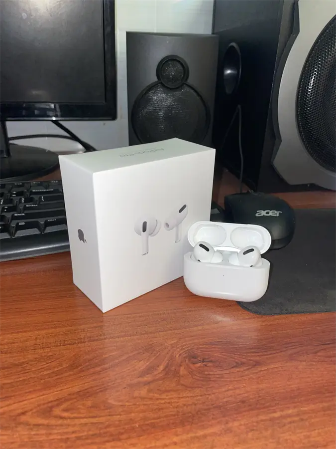 Khách hàng review Tai nghe Bluetooth AirPods Pro MagSafe Charge Apple MLWK3 5