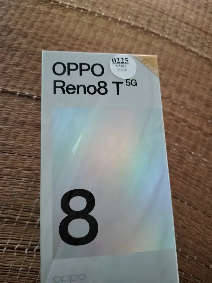 Khách hàng review Điện thoại OPPO Reno8 T 5G 256GB 10