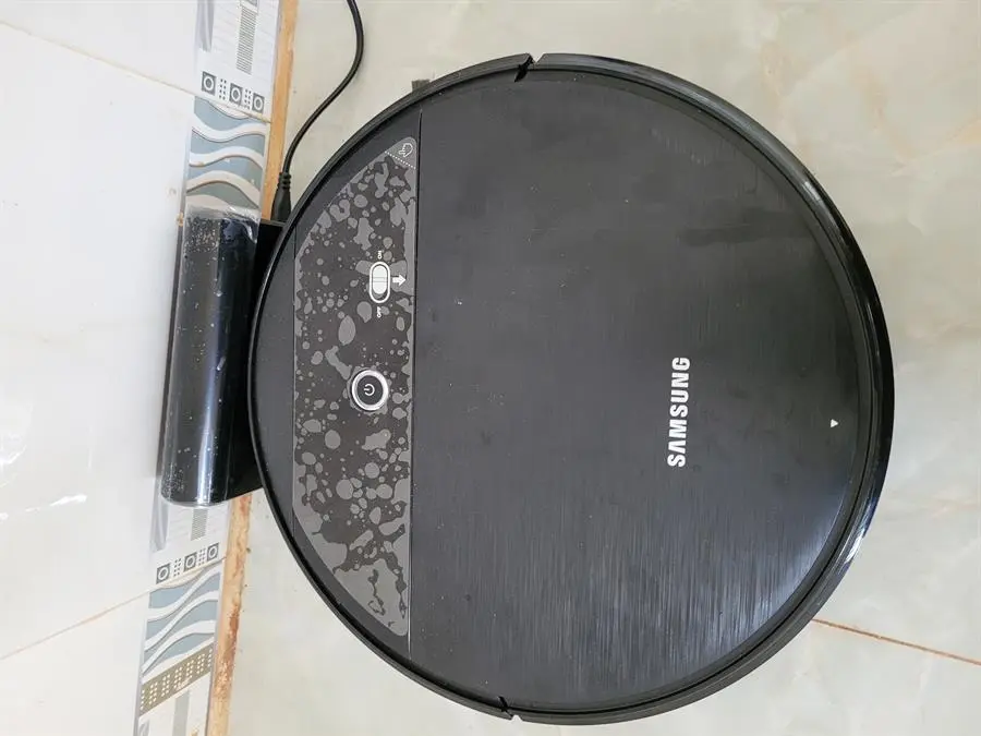 Khách hàng review Robot hút bụi lau nhà Samsung VR05R5050WK/SV 14
