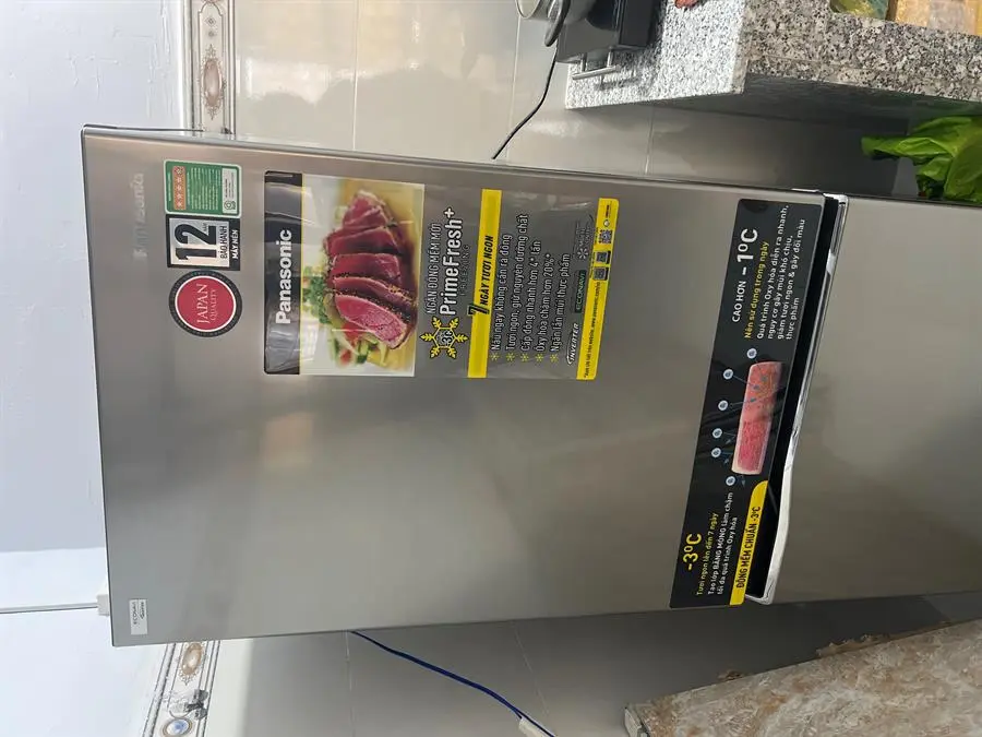 Khách hàng review Tủ lạnh Panasonic Inverter 255 lít NR-BV280QSVN 8