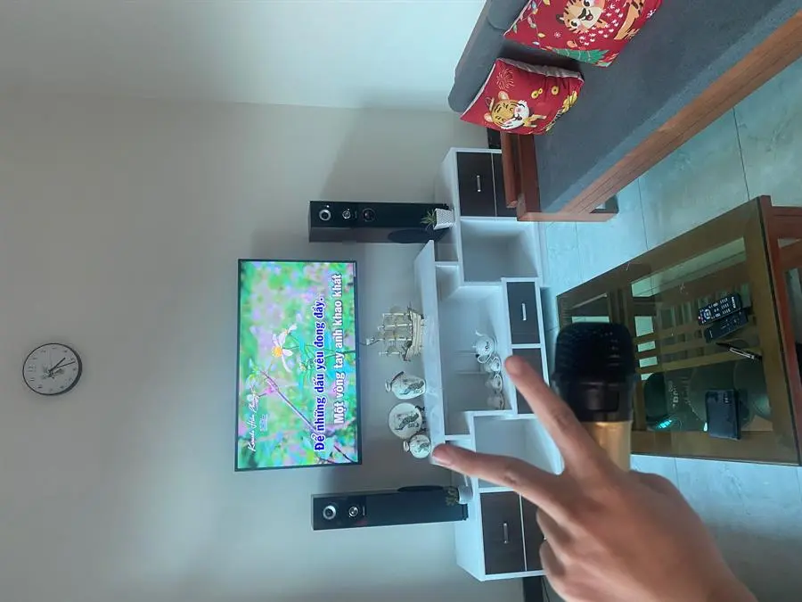 Khách hàng review Cặp loa tháp Mozard M112 100W 5