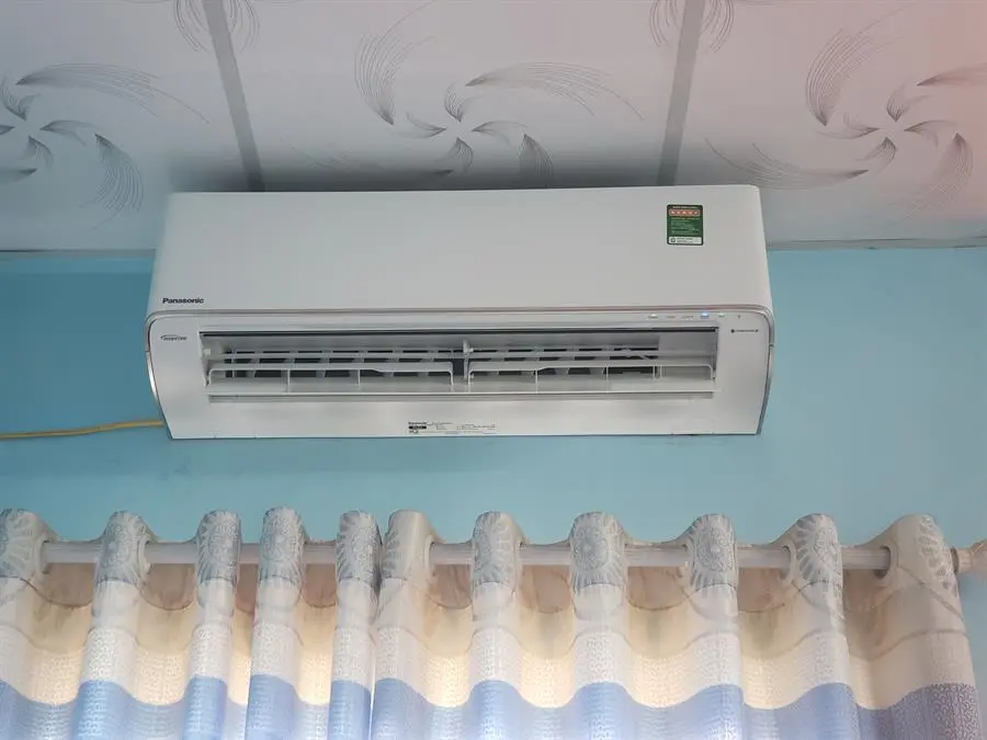 Khách hàng review Điều hòa Panasonic Inverter 11900 BTU CU/CS-XU12ZKH-8 6