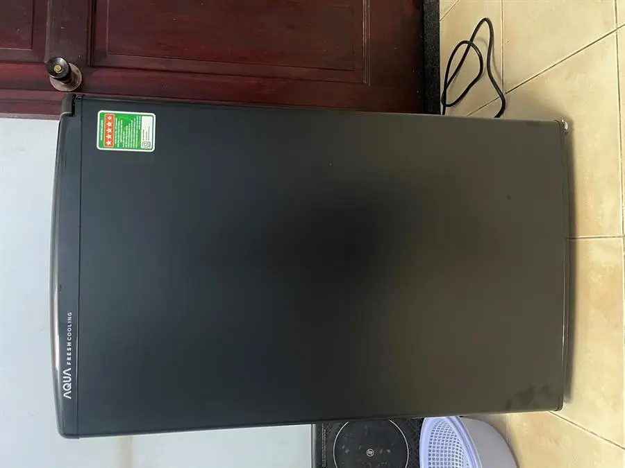 Khách hàng review Tủ lạnh Aqua 90 lít AQR-D99FA(BS) 36