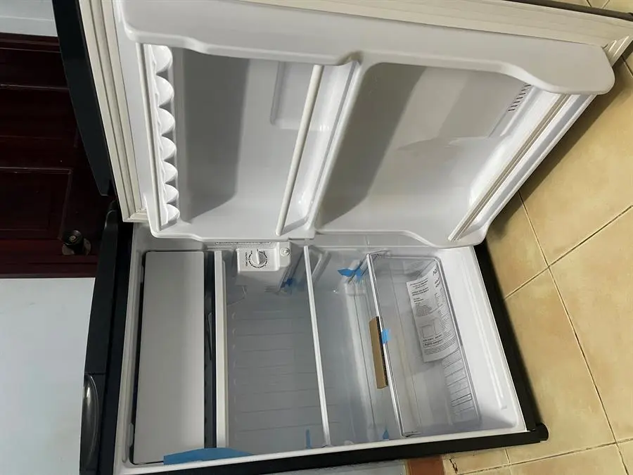 Khách hàng review Tủ lạnh Aqua 90 lít AQR-D99FA(BS) 35
