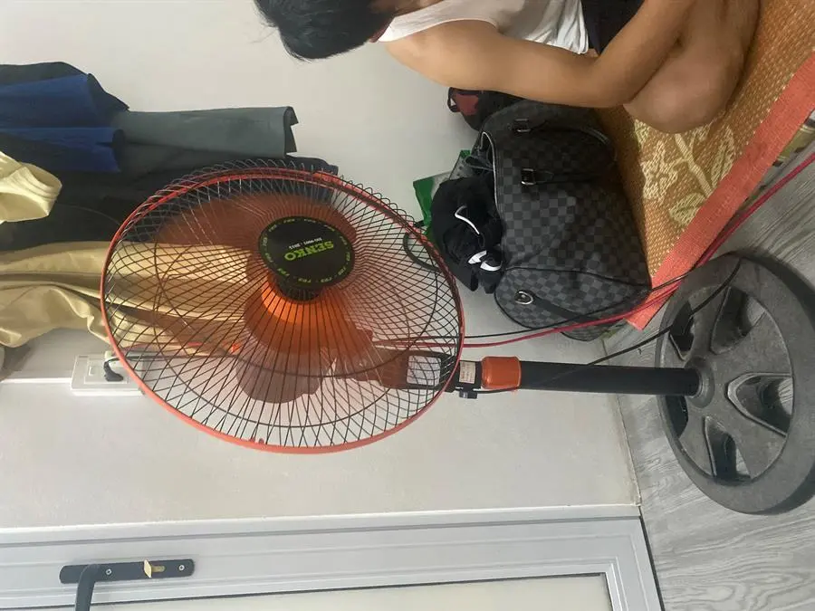 Khách hàng review Quạt lửng Senko 7 cánh LTS1636 65W 18