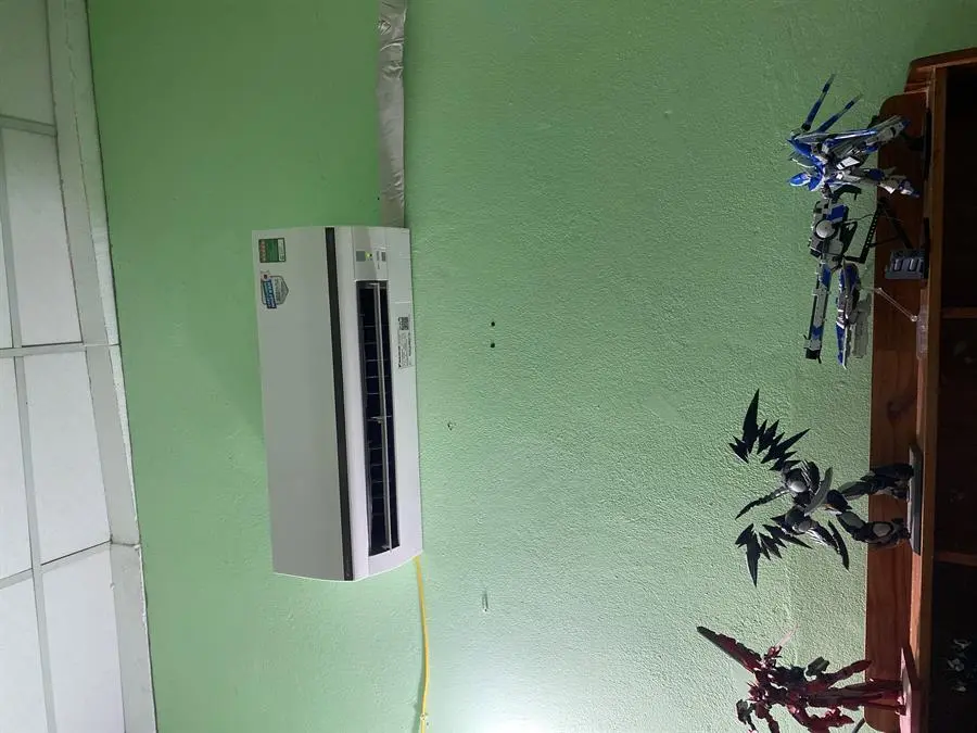 Khách hàng review Điều hòa Daikin Inverter 8500 BTU FTKB25WMVMV 10