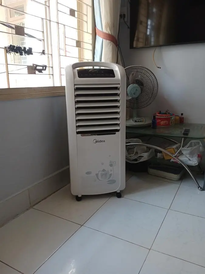 Khách hàng review Quạt điều hòa Midea AC200-19WV 100W 6