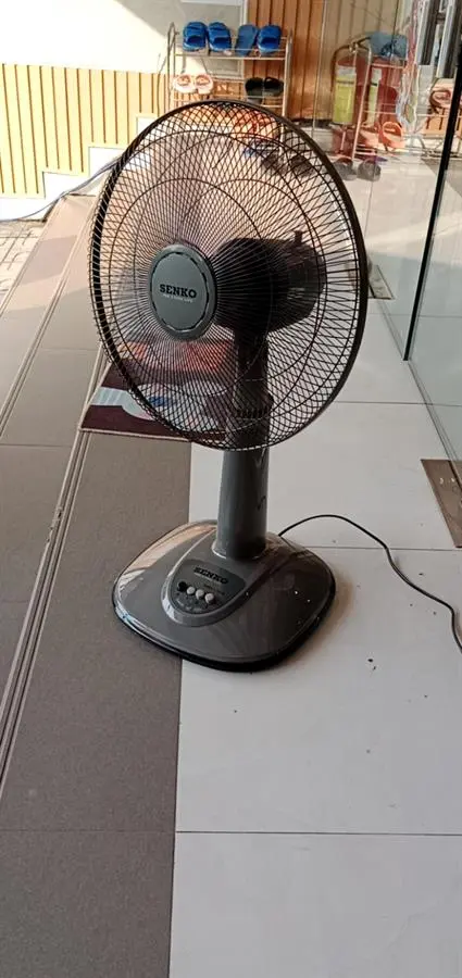 Khách hàng review Quạt lửng Senko 3 cánh L1638 47W 30