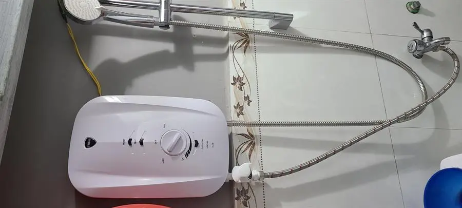 Khách hàng review Máy nước nóng trực tiếp Ferroli 4500W MIDO-MSP 4.5S 17