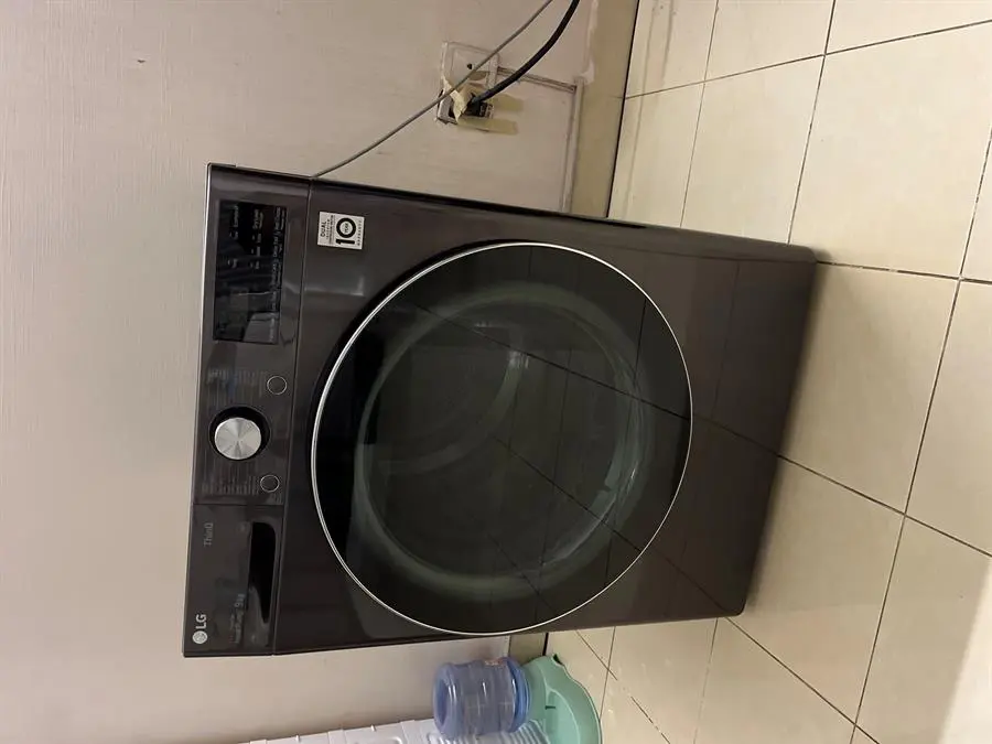 Khách hàng review Máy sấy bơm nhiệt LG 9 kg DVHP09B 2
