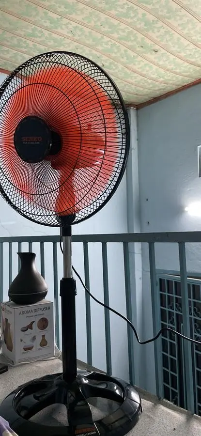 Khách hàng review Quạt lửng Senko 7 cánh LTS1636 65W 17