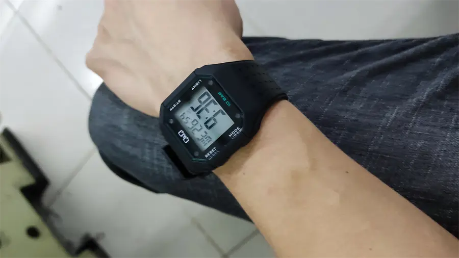 Khách hàng review Đồng hồ Q 1