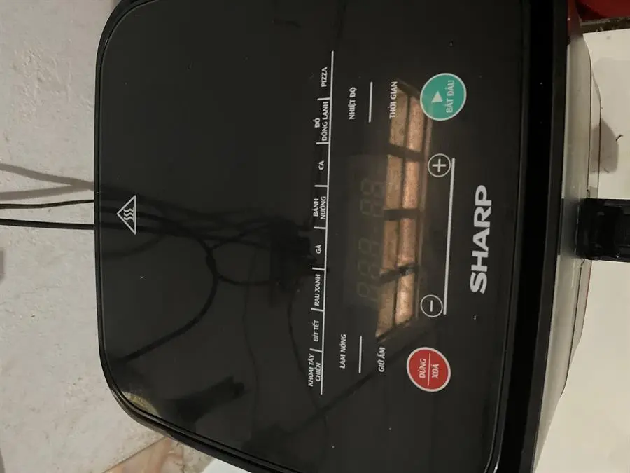 Khách hàng review Nồi chiên không dầu Sharp 7 lít KF-AF70EV-BK 8